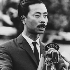 Nguyễn Cao Kỳ height profile photo