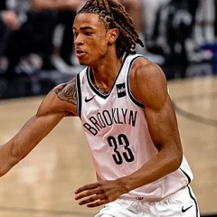 Nic Claxton height profile photo