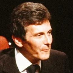 Nicholas van Hoogstraten height profile photo