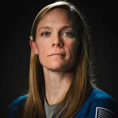 Nichole Ayers height profile photo