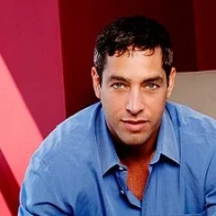 Nick Loeb height profile photo