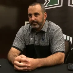 Nick Rolovich height profile photo