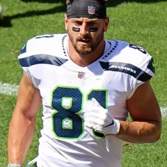 Nick Vannett height profile photo