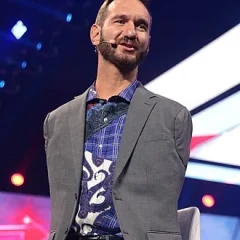 Nick Vujicic height profile photo