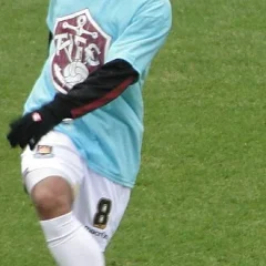 Nicky Maynard height profile photo
