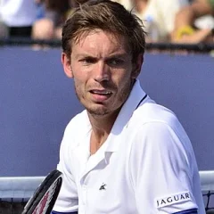Nicolas Mahut height profile photo
