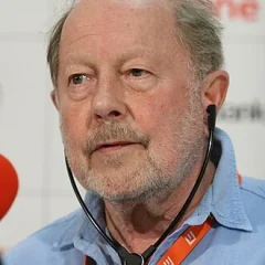 Nicolas Roeg height profile photo