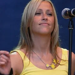 Nicole Appleton height profile photo