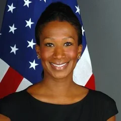 Nicole Avant height profile photo