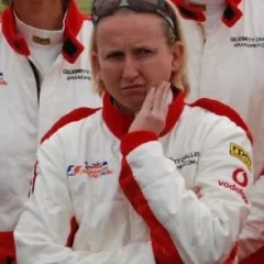 Nicole Pratt height profile photo