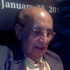 Nida Fazli height profile photo