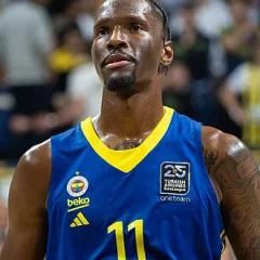 Nigel Hayes-Davis height profile photo