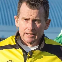 Nigel Owens height profile photo