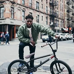 Nigel Sylvester height profile photo