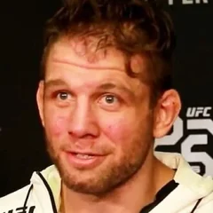 Nik Lentz height profile photo