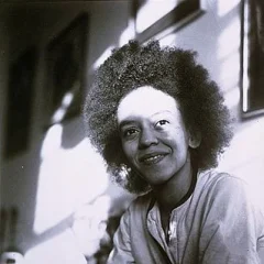 Nikki Giovanni height profile photo