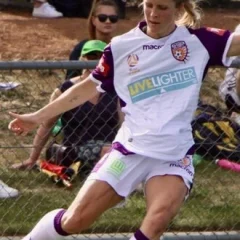 Nikki Stanton height profile photo