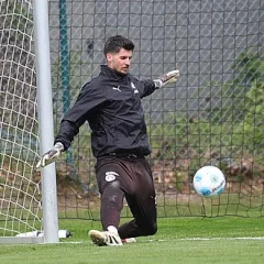 Nikola Vasilj height profile photo