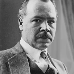 Nikolai Vavilov height profile photo