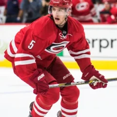 Noah Hanifin height profile photo