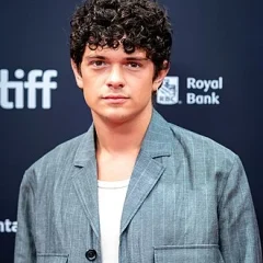 Noah Jupe height profile photo