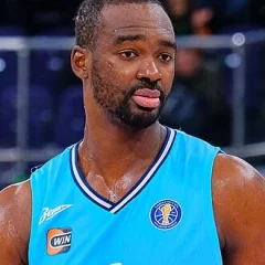 Noah Vonleh height profile photo