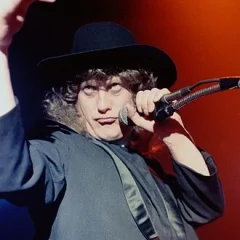 Noddy Holder height profile photo