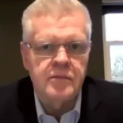 Noel Quinn height profile photo