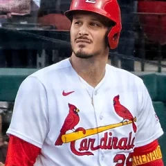 Nolan Arenado height profile photo
