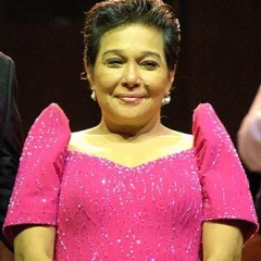 Nora Aunor height profile photo