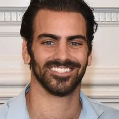 Nyle DiMarco height profile photo