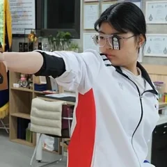 Oh Ye-jin height profile photo