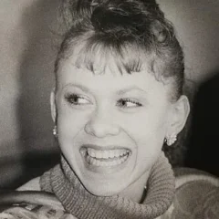Oksana Baiul height profile photo