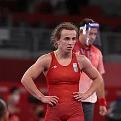Oksana Livach height profile photo