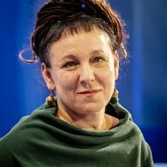 Olga Tokarczuk height profile photo