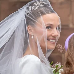 Olivia Grosvenor, Duchess of Westminster height profile photo
