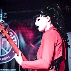 Olivia Jean height profile photo