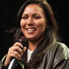 Olivia Olson height profile photo