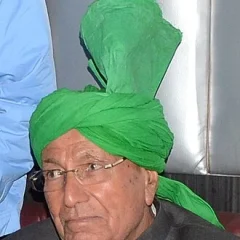 Om Prakash Chautala height profile photo