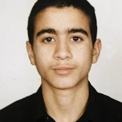 Omar Khadr height profile photo