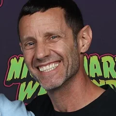 Omri Katz height profile photo