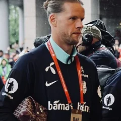 Ørjan Nyland height profile photo