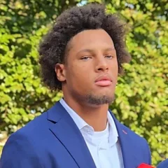 Oronde Gadsden II height profile photo