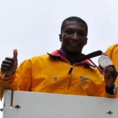 Óscar Figueroa (weightlifter) height profile photo