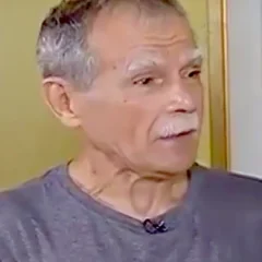 Oscar López Rivera height profile photo