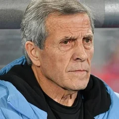 Óscar Tabárez height profile photo