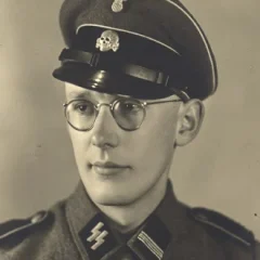 Oskar Gröning height profile photo