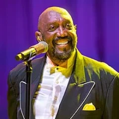 Otis Williams height profile photo