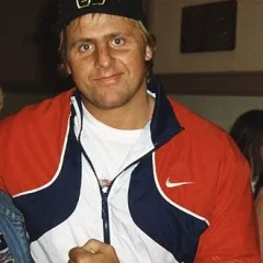 Owen Hart height profile photo