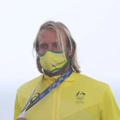 Owen Wright (surfer) height profile photo